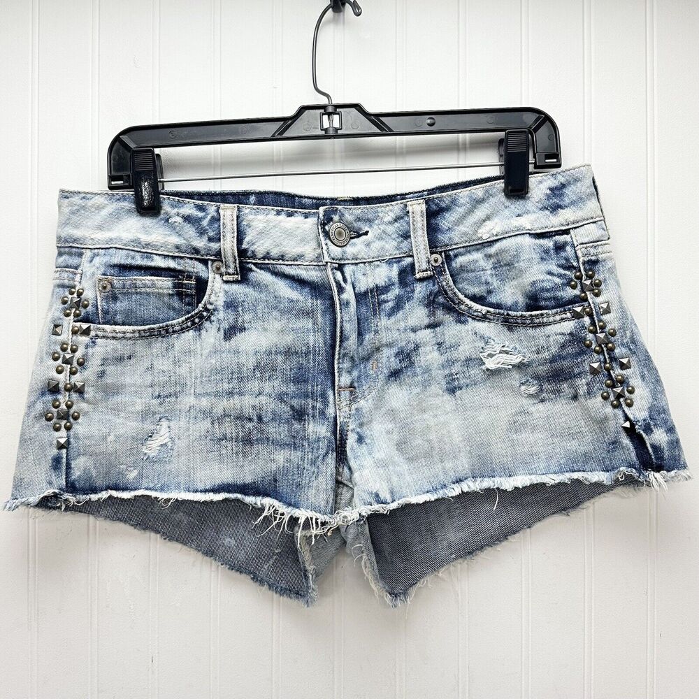 American Eagle Shorts Shortie 8 Acid Wash Denim Jean Distressed Studded *Flaw